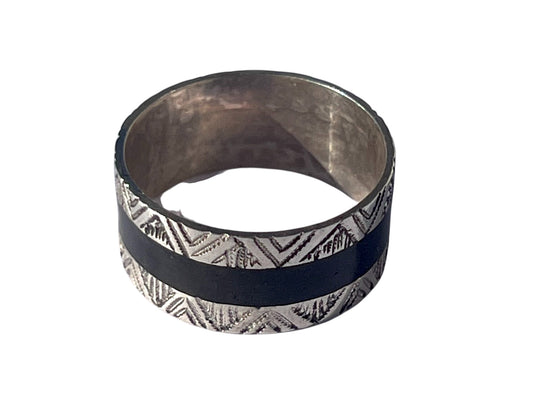 Bague Ebène ciselée Touareg